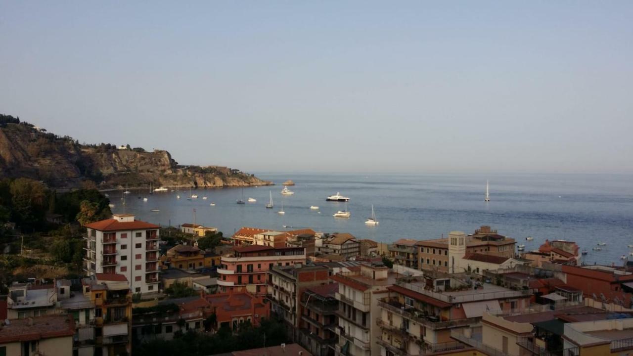 Baia Taormina Apartment Giardini Naxos Εξωτερικό φωτογραφία